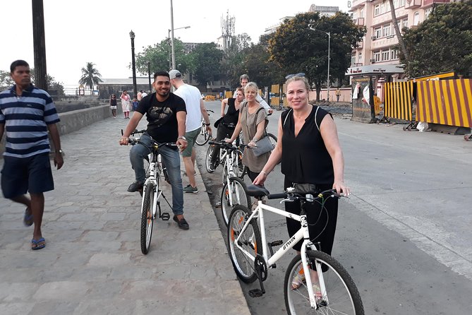 3 Hours Early Morning in South Mumbai Heritage Bicycle Tour - Mumba Devi Temple and Zaveri Bazaar: Spiritual Stop Meets Shopping Street