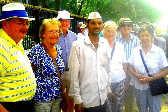 All in one Combo of City ,Slum,Dhobighat & Dabbawala tour - A smart way to see Mumbai in one long day