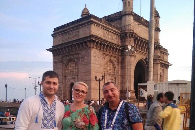 All in one Combo of City ,Slum,Dhobighat & Dabbawala tour - The classic start: Chhatrapati Shivaji Terminus and Gateway views
