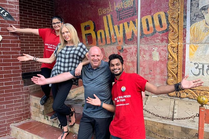 All In One Combo Tour of Mumbai City, Dabbawalas, Dhobhi Ghat, Slums & Bollywood - Pickup, private flexibility, and how the day stays smooth