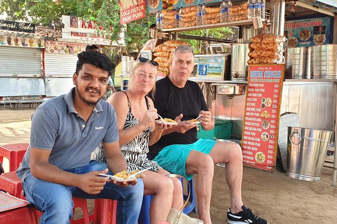 BEST Mumbai's Street Food-Evening Tour - Chowpatty Beach bites: bhel puri and pani puri