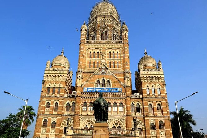 Best South Mumbai Heritage Walk - Gateway of India: the iconic opening shot