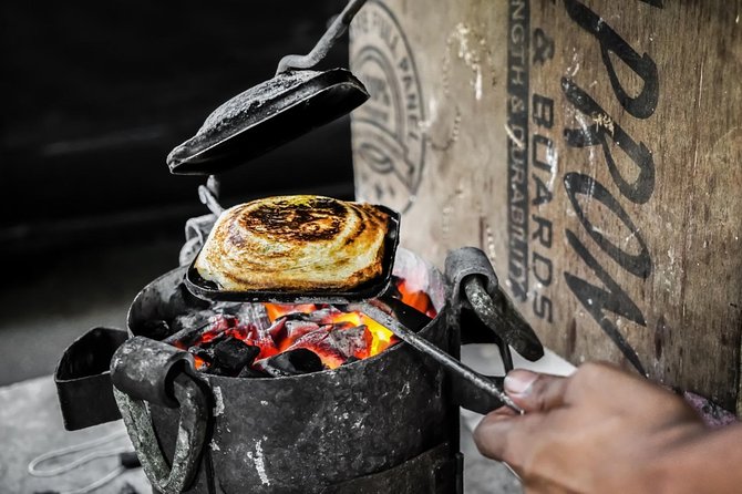 Bombay Express Mumbai Food Tour with 15+ Tastings - Zaveri bazaar and khau galli: street snacks with a narrative