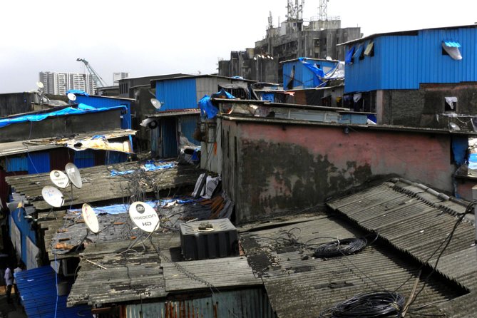 Dharavi Small-Group Mumbai - Walking Tour with Guide and Optional Add-ons - The small-group setup and the guide quality