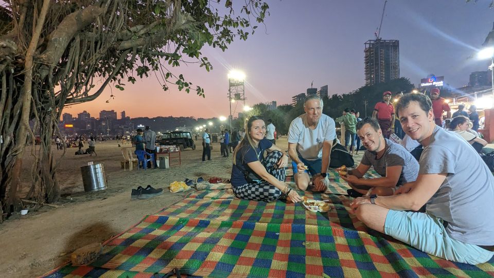 Discover Mumbai's street & beach with Vegetarian food tour - Entering Churchgate Khau Galli: Easy Start, Clear First Moves