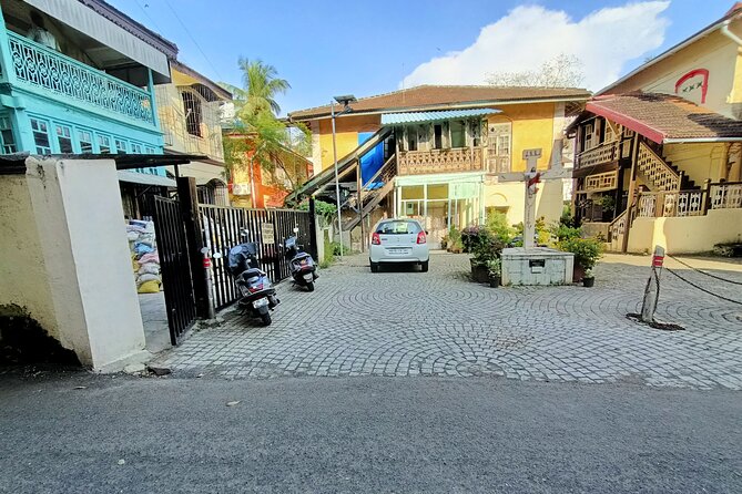 Discover the Hidden Gems of Bandra on an Engaging Walking Tour - Price and what $17.90 buys you (and what it doesn’t)