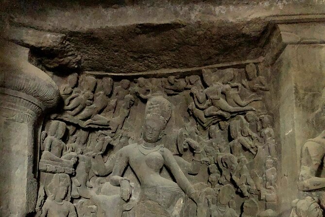 Elephanta Caves Mumbai Private Tour with Local Guide - Entering Elephanta Island with a guide who explains what you see
