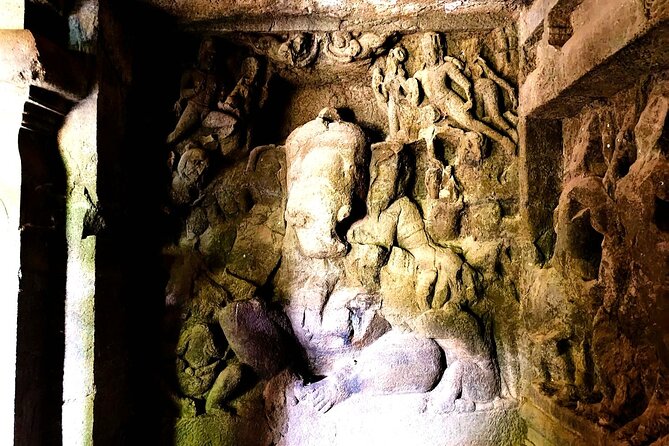 Elephanta Island Caves & Traditional Village Tour - Gateway of India Stop: The Harbor Welcome Before the Caves