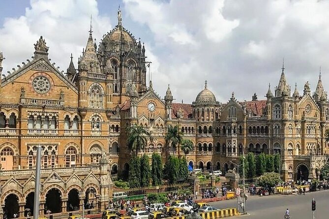 Evening Mumbai by Foot Street Food and Heritage - Price and value: $19 for an evening meal plus landmarks