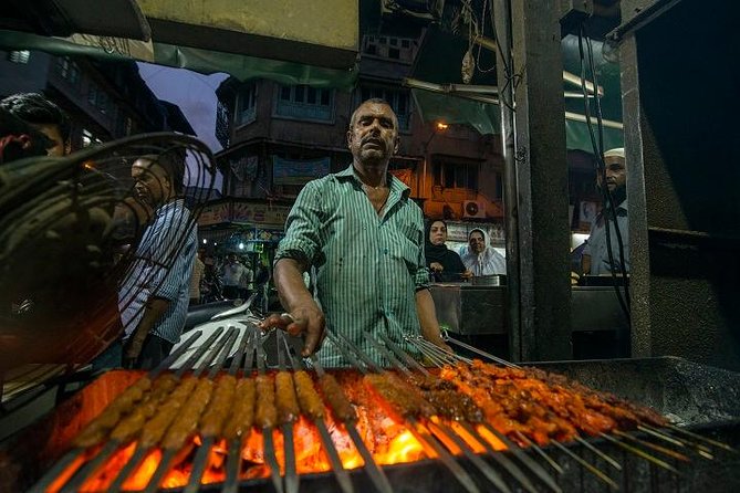 Mohd Ali Road Kebab & Curry Food Trail in Mumbai with Guide - Why Mohammad Ali Road Works So Well for a First Mumbai Food Night