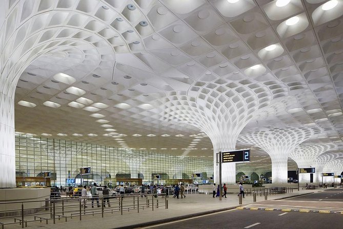 Mumbai Airport Transfer in Private Vehicle - The A/C Car Ride: Comfort Meets Real Mumbai Traffic