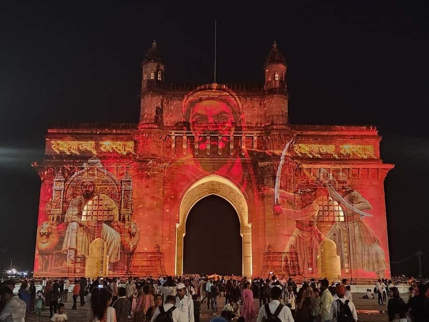 Mumbai by Night: Private Iconic Sights Tour in Lights - Starting near the viewpoints: Malabar Hill to Crawford Market