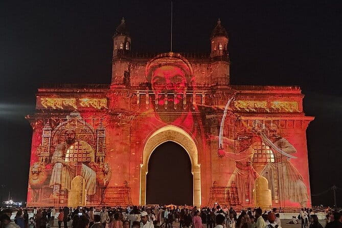 Mumbai by Night: Private Tour of Iconic Sights in Lights - Dhobi Ghat and Kamala Nehru Park: a working city corner and a calm break