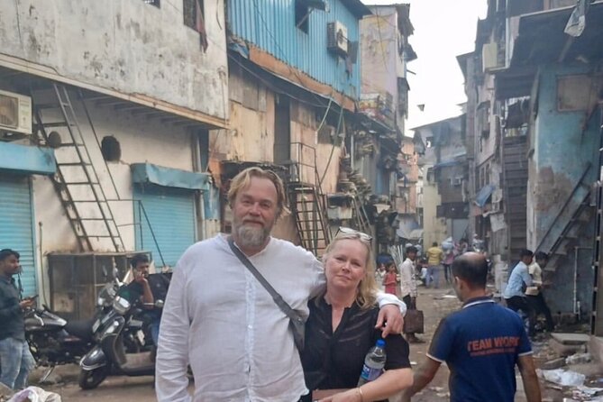 Mumbai City Tour - A Jain temple stop that’s more than a quick photo