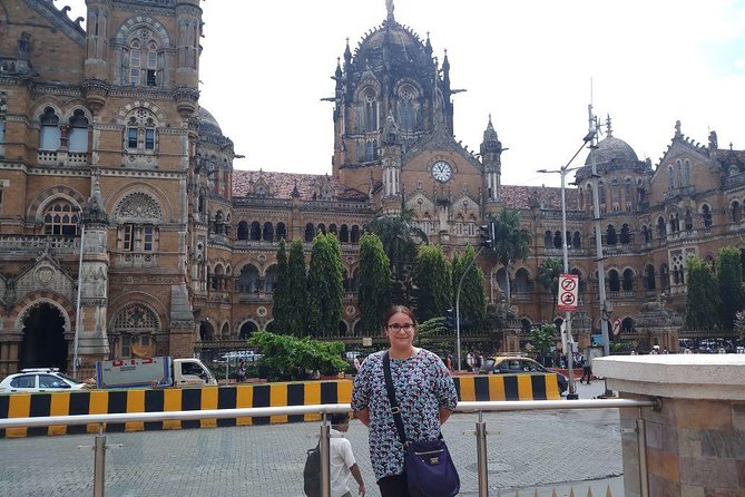 Mumbai City Tour with Ferry Ride and Dharavi Slum - Colaba ferry ride from Apollo Bunder: the coastline moment
