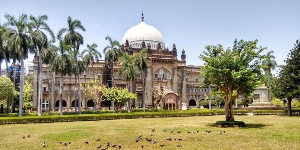 Mumbai: Customizable City Sightseeing Tour with Hotel Pickup - Banganga Tank and the religious side of Mumbai