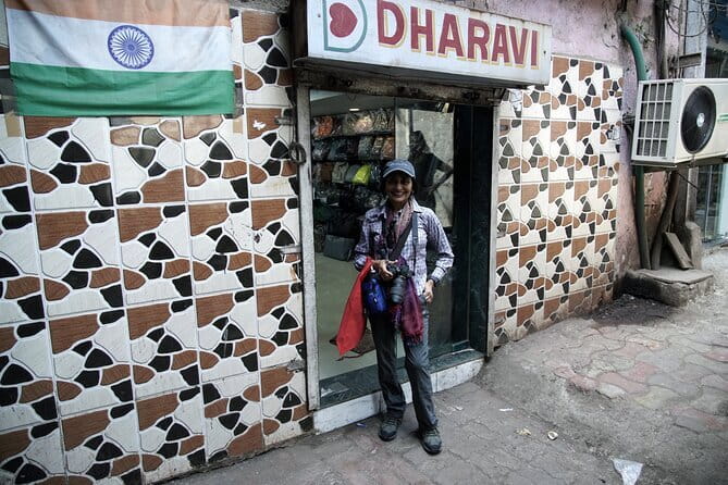 Mumbai Dharavi Slum, Dhobi Ghat & Dabbawala Lunchbox Tour - Dhobi Ghat open-air laundry: work you can watch, in real time