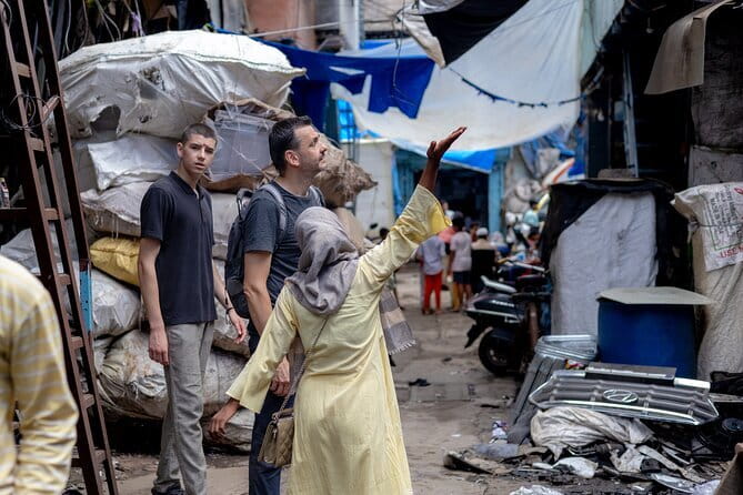 Mumbai Dharavi Slum, Dhobi Ghat & Dabbawala Lunchbox Tour - Should you book the Mumbai Dharavi, Dhobi Ghat & Dabbawala tour?
