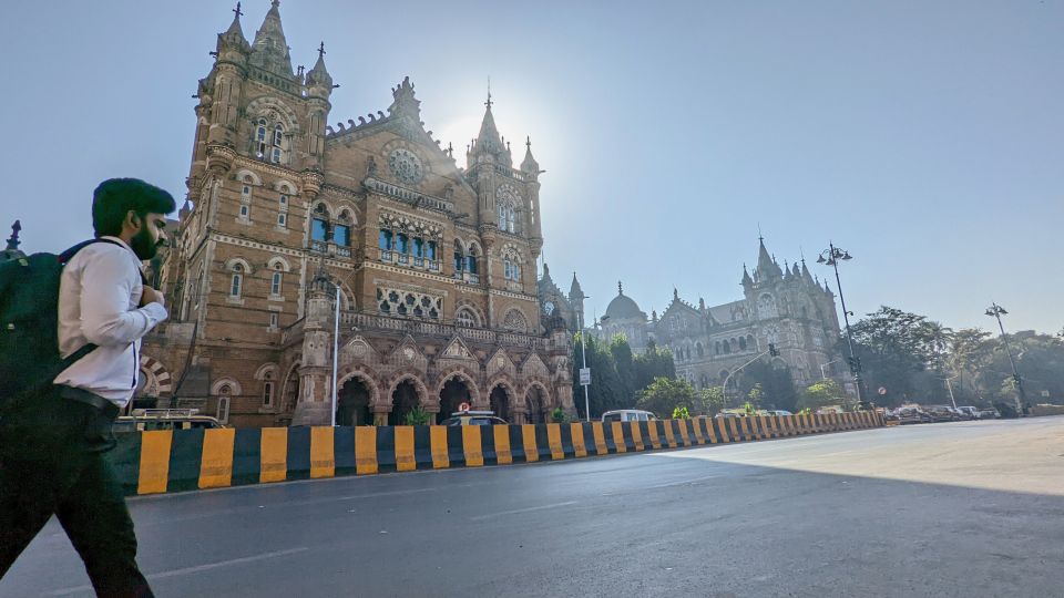 Mumbai: Dharavi Slum, DhobiGhat, and Dabbawallas Tour - First Stop: Churchgate Station and the Local Train Ride into Mumbai