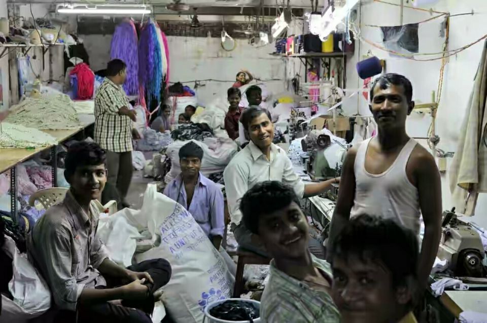 Mumbai: Dharavi Slum Slumdog Millionaire Tour with a Local - Price and value: why $10 can feel surprisingly fair