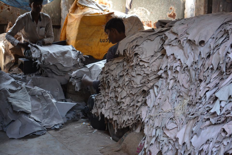 Mumbai: Dharavi Slum Tour with Dhobi Ghat (Open-Air Laundry) - The guide’s role: stories you remember after the walk