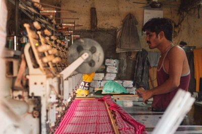 Mumbai Dharavi Slum Tour With Local English Guide - Starting at Third Wave Coffee or Ram Mahal: Getting Oriented Fast