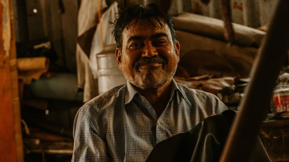 Mumbai: Dharavi Slum Walking Tour by First Female Tour Guide - Recycling and the local industry engine: what you’ll actually see
