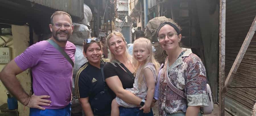 Mumbai: Dharavi Slumdog Tour -See the real Slum with a Local - Safety and respect: what the tour promises and how you can help