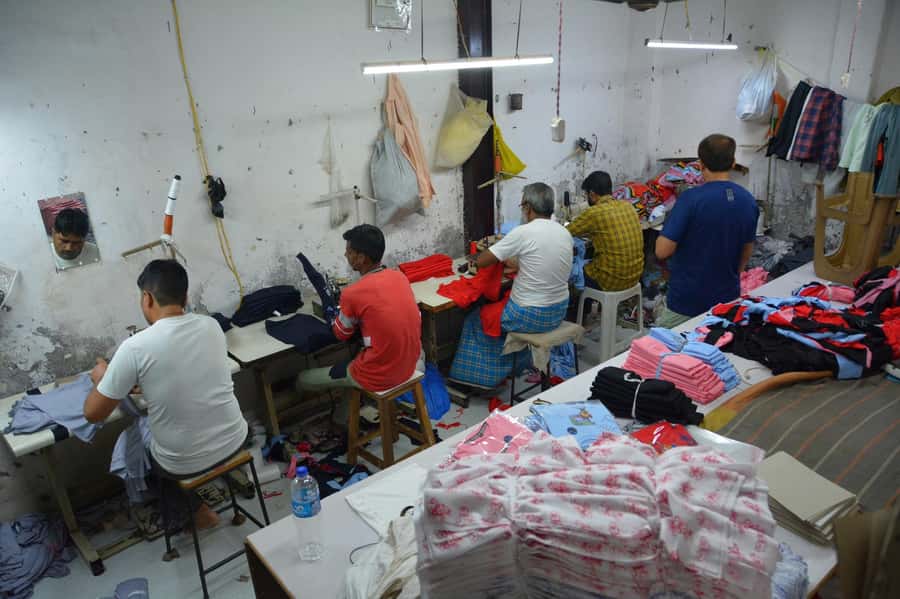 Mumbai: Dharavi Slumdog Tour -See the real Slum with a Local - A balanced caution: shops, claims, and what to watch for