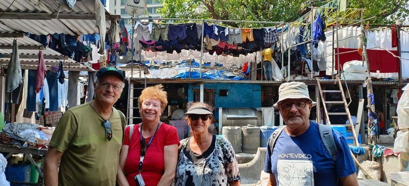 Mumbai: Dhobi Ghat Laundry and Dharavi Slum Tour with Local - Dhobi Ghat and Dharavi: Why this combo works