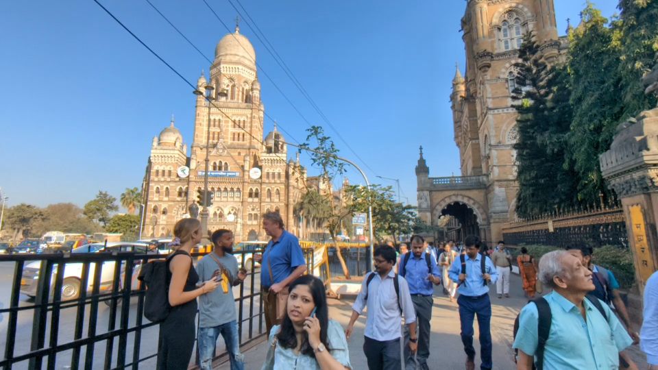 Mumbai: Full-Day Sightseeing Tour of Mumbai - Kala Ghoda, Oval Maidan, and the Museum District That Feels Very Local