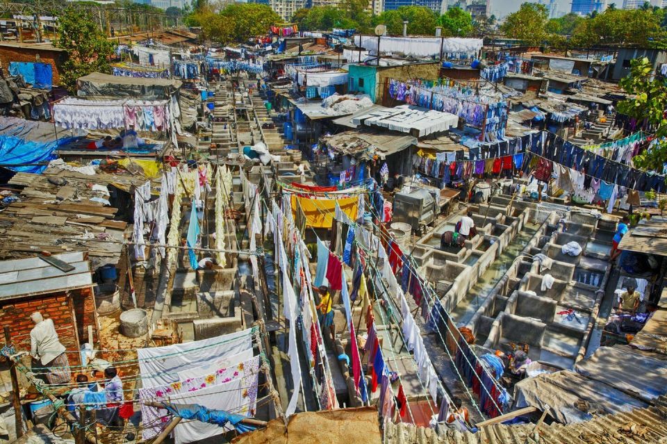 Mumbai: Guided City Sightseeing Tour - If You choose 8 hours: Dadar Flower Market and Dharavi
