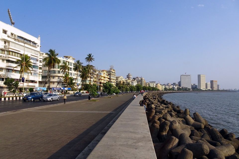 Mumbai: Guided City Sightseeing Tour - Oval Maidan, Kala Ghoda, and Mumbai’s public squares
