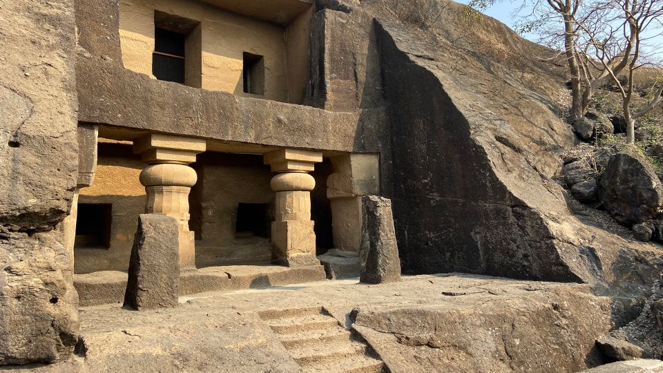 Mumbai: Kanheri Caves and The Golden Pagoda Temple - The walk through the caves: steps, shade, and real carvings