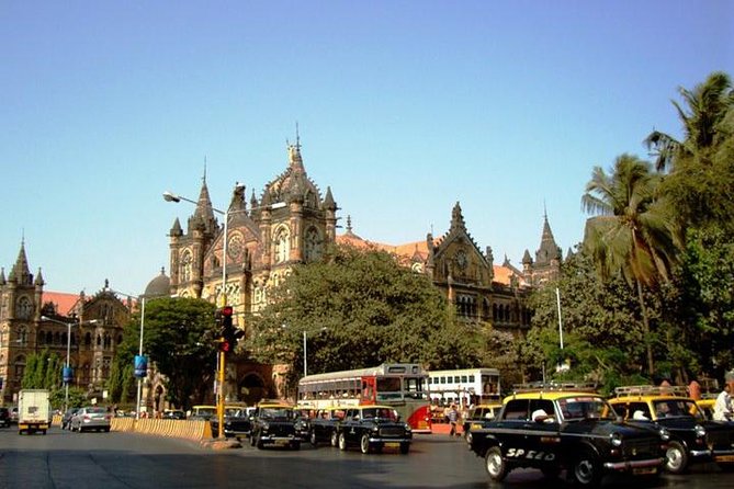Mumbai Local - Best Seller from Mumbai Magic - The South Mumbai walk: Regal Circle to Churchgate