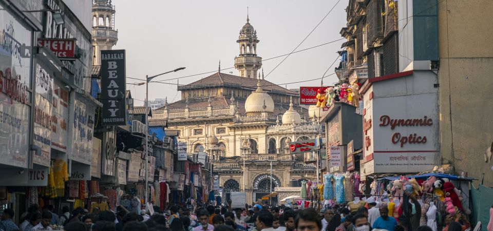 Mumbai: Local Markets & Temples Tour - Mumbadevi Temple: the namesake idea made human
