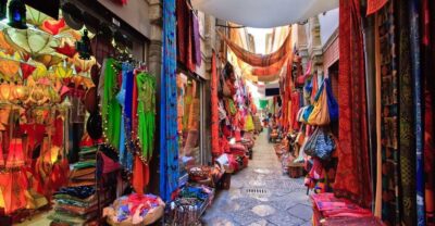 Mumbai: Magical Markets Tour - Bhuleshwar Market: your crash course in what daily life buys