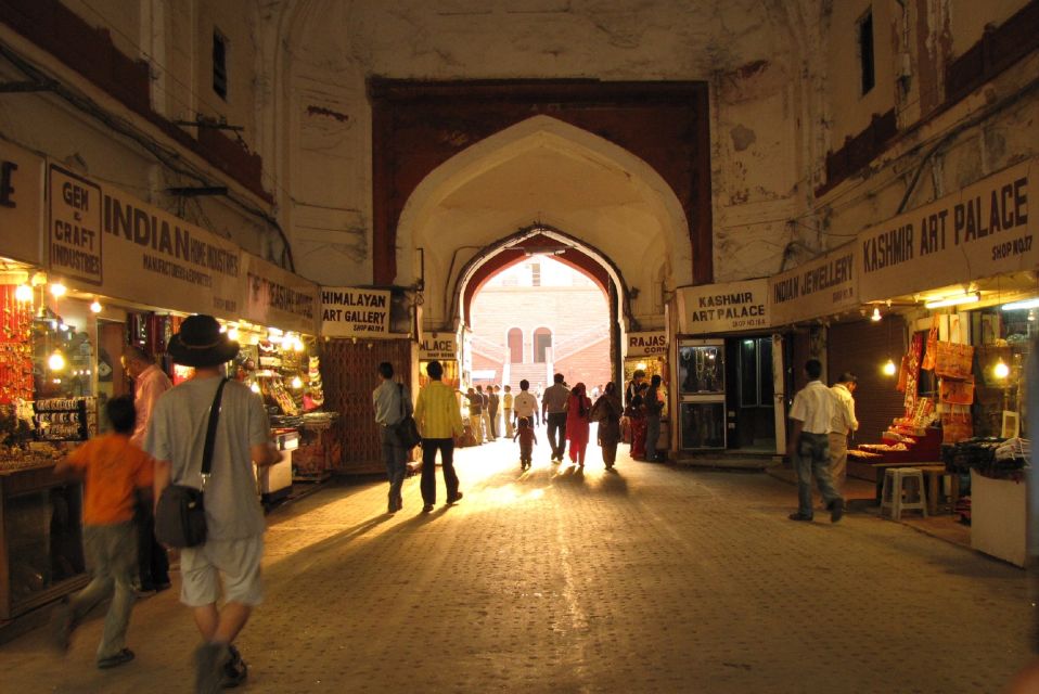 Mumbai: Magical Markets Tour - Zaveri Bazaar and Kalbadevi lanes: jewelry first, then the side streets