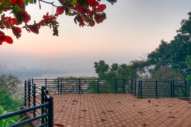 Mumbai (Malabar District) Self-Guided Tour - Stop 3: Girgaon and the Girgaon Chowpatty payoff