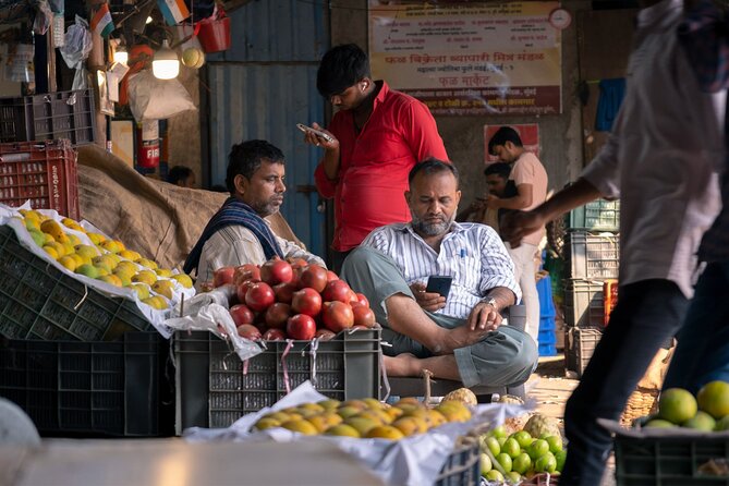 Mumbai Markets and Temples Tour - Price and value: why $27.97 can make sense here