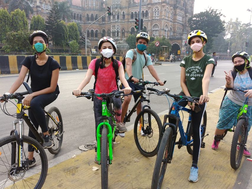 Mumbai: Morning Bicycle Tour - Mumbadevi Temple and the feel of daily faith
