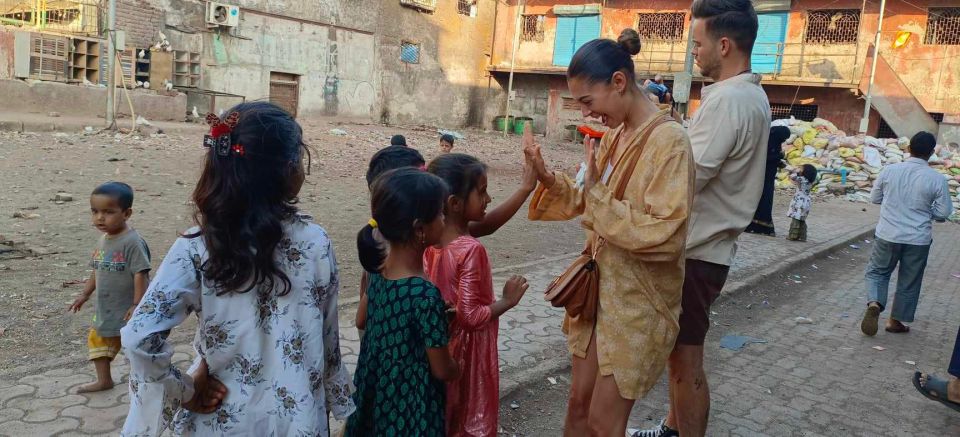 Mumbai: Private Dharavi Slum Tour by a Local with Pickup - Your 2-hour walk: homes, work, and community in one loop