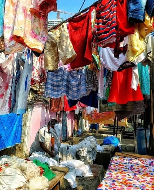 Mumbai: Private Dhobi Ghat Laundry & Slum Tour with Pickup - Private pickup and guides who set expectations early