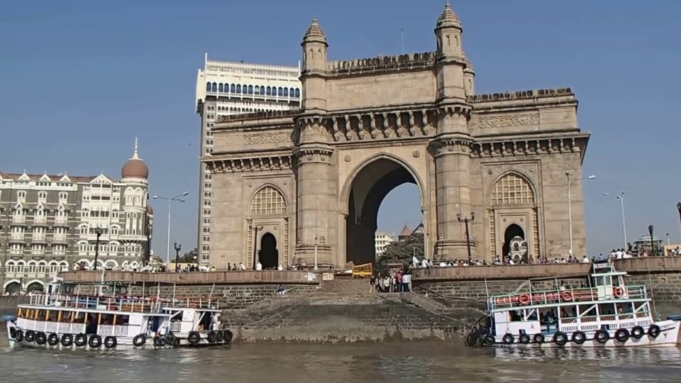Mumbai: Private or Group City Guided Sightseeing Tour - Gandhi Sites: Mani Bhavan and Banganga Tank for Deeper Meaning