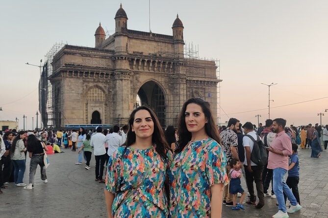 Mumbai Private Sightseeing Tour with Top Highlights - Banganga, Hanging Gardens, and Byculla/Dhobi Ghat: spirituality, views, and everyday life
