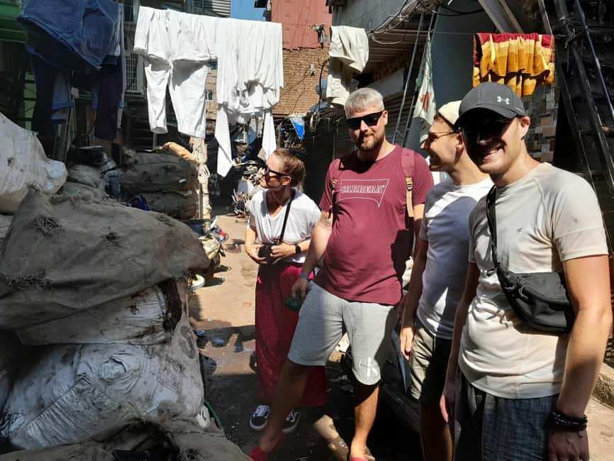 Mumbai Slum Tour - Visit Dharavi Slum with Local Guide - Getting there: pickup options and where you’re dropped off