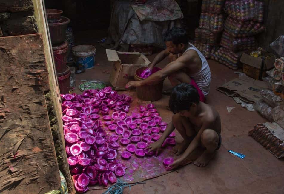 Mumbai Slum Tour - Visit Dharavi Slum with Local Guide - Market, recycling work, and the everyday economy at street level