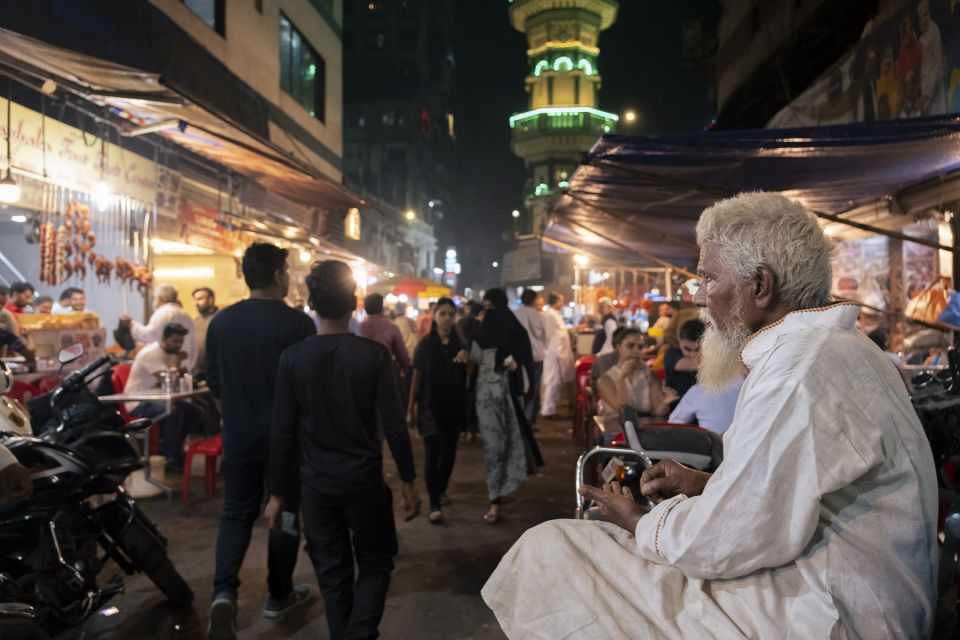 Mumbai: Street Food Tour - Sweet Finishes at Zam Zam: Rabdi, Gulab Jamun, Jalebi, and Kulfi
