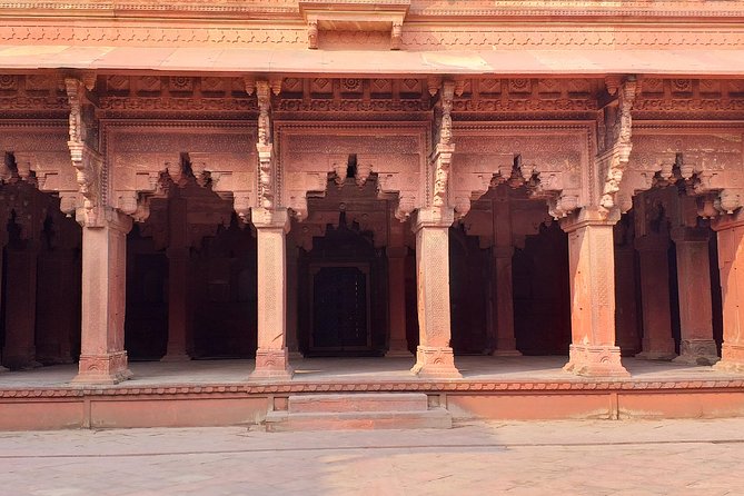 Mumbai to Agra Taj Mahal Day Trip with Return Flights and Lunch - Marble Handicrafts Agra: A 30-Minute Reality Check on Souvenirs