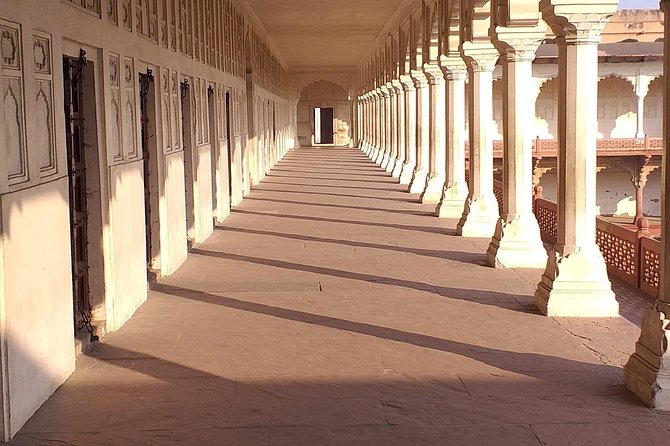 Mumbai to Agra Taj Mahal Day Trip with Return Flights and Lunch - Timing and Fatigue: The Hidden Cost of a One-Day Plan